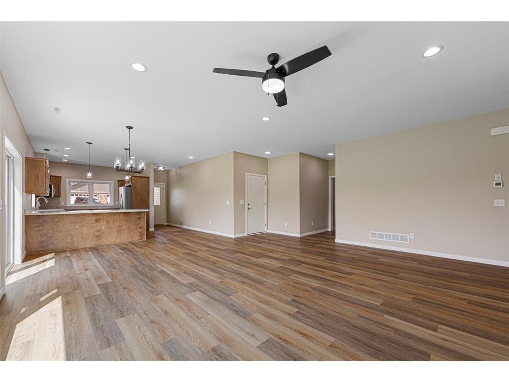 611 Northwood Place Janesville MN 56048 6782623 image17