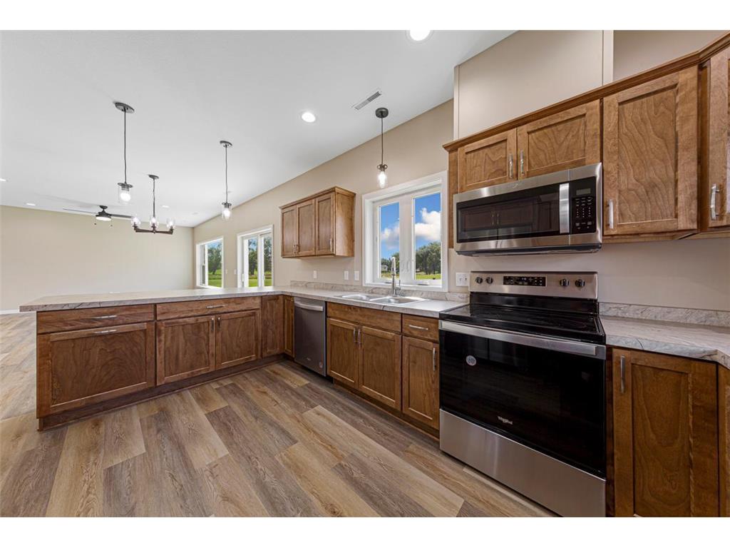 611 Northwood Place Janesville MN 56048 6782623 image6