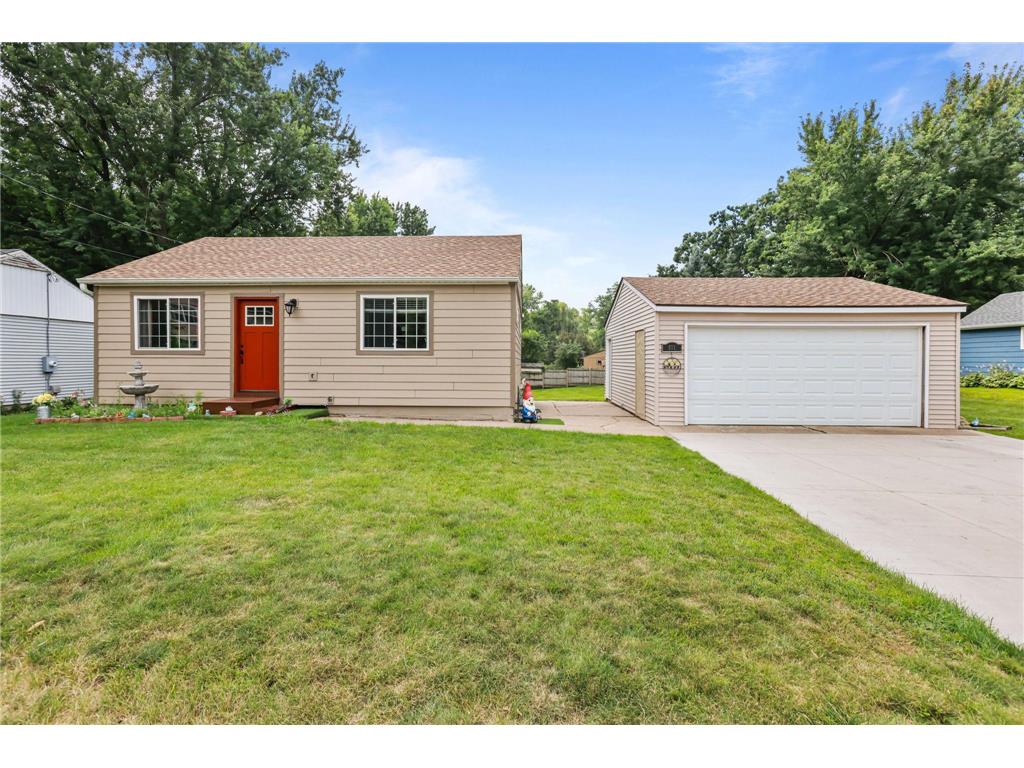 611 Stillwater Road Willernie MN 55090 6769360 image1