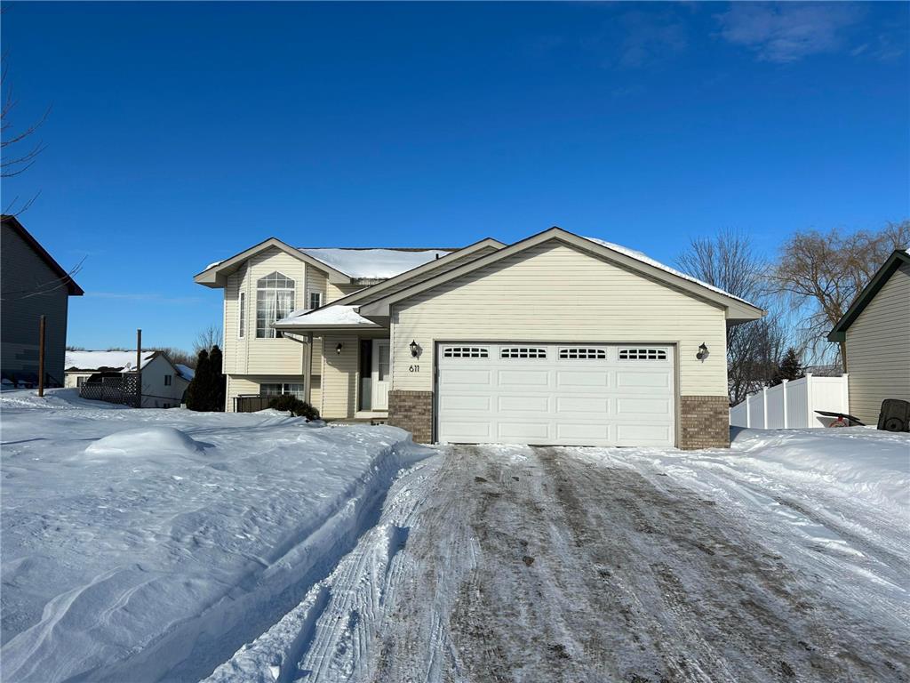 611 Sunset Street, Buffalo, MN 55313 MLS 6329299 Edina Realty
