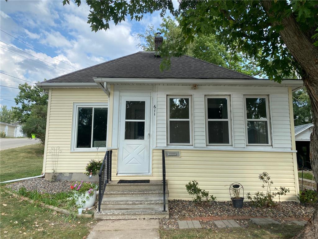 611 West Avenue Zumbrota MN 55992 6429063 image1