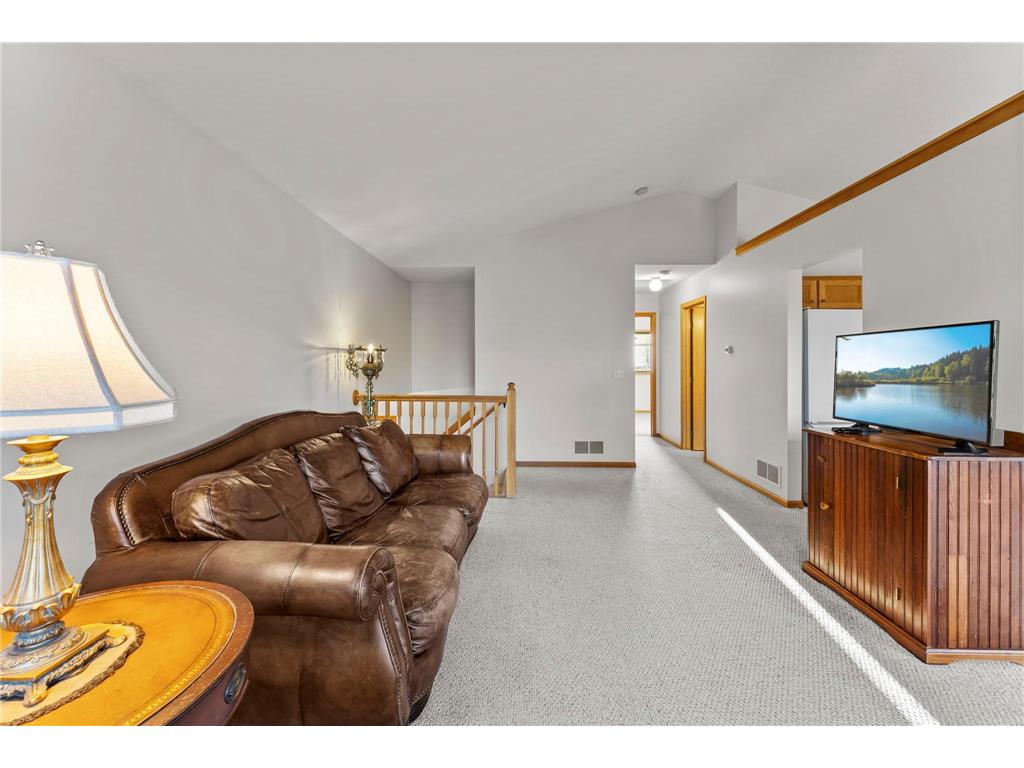 6110 262nd Street Wyoming MN 55092 6806199 image6