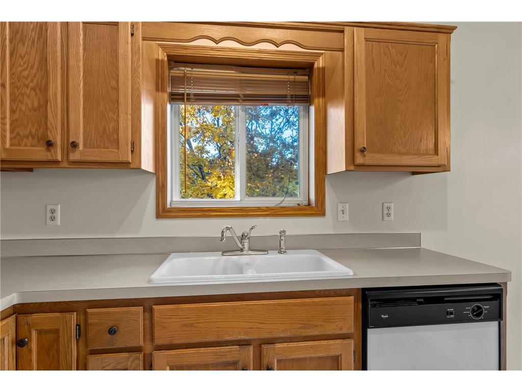 6110 262nd Street Wyoming MN 55092 6806199 image9