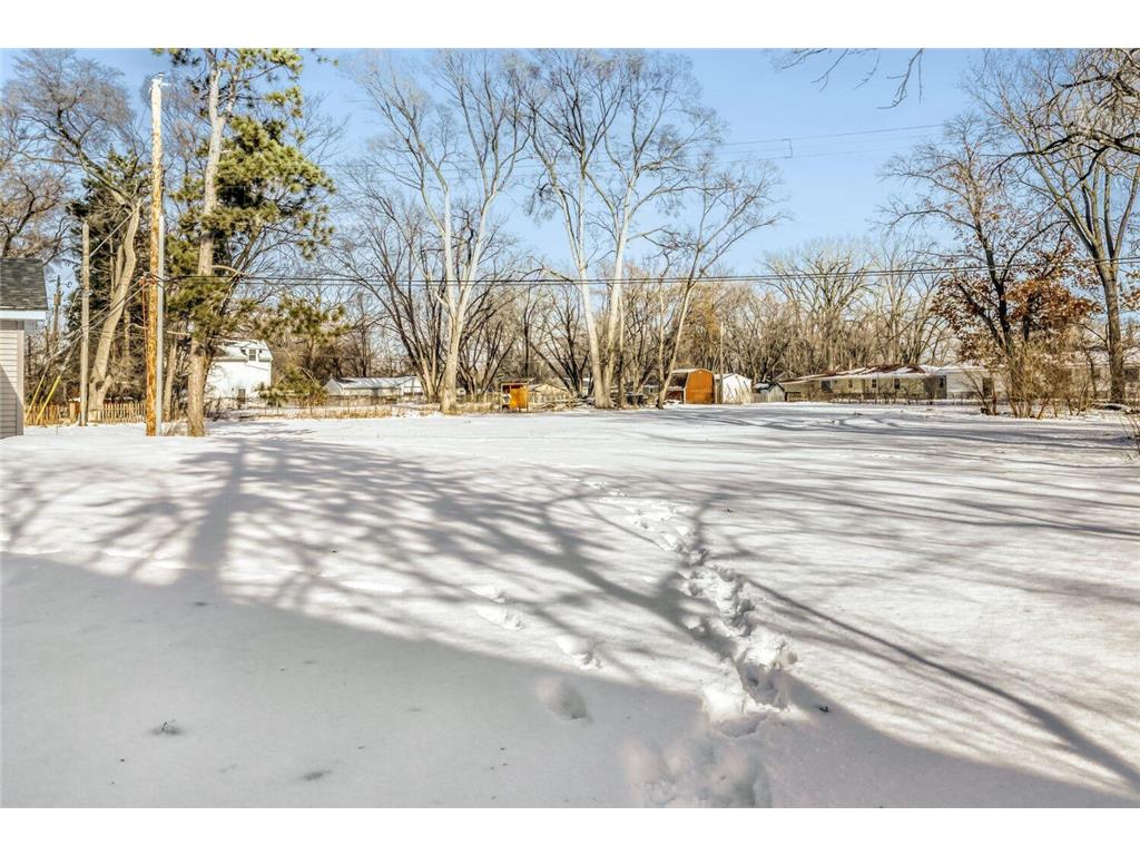 6110 Lakeland Avenue N Crystal MN 55428 7008804 image28