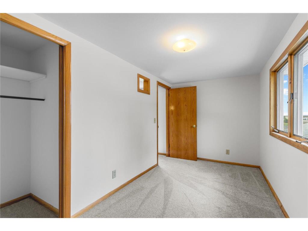 6110 Starlite Boulevard NE Fridley MN 55432 7093359 image24