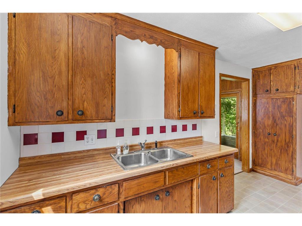 6110 Starlite Boulevard NE Fridley MN 55432 7093359 image9