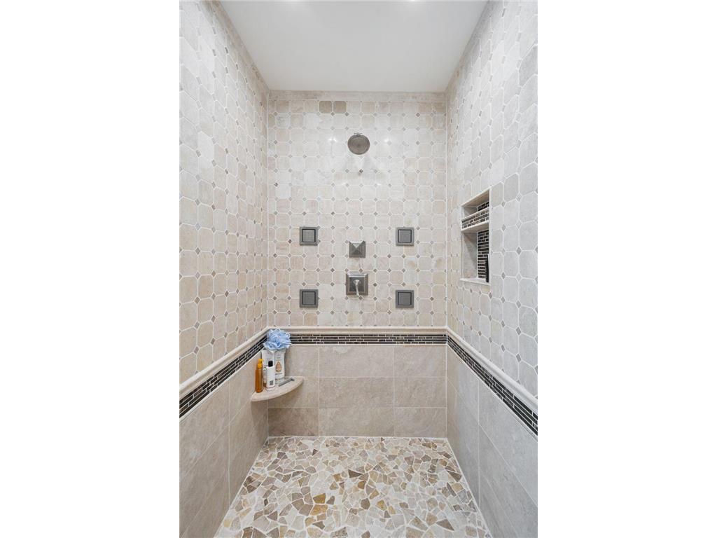 6111 Kalen Drive Woodbury MN 55129 7034544 image16