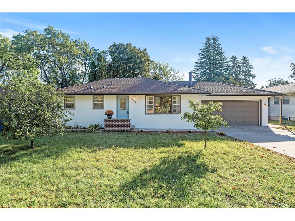 6111 Trinity Drive NE Fridley MN 55432 6390946 image1
