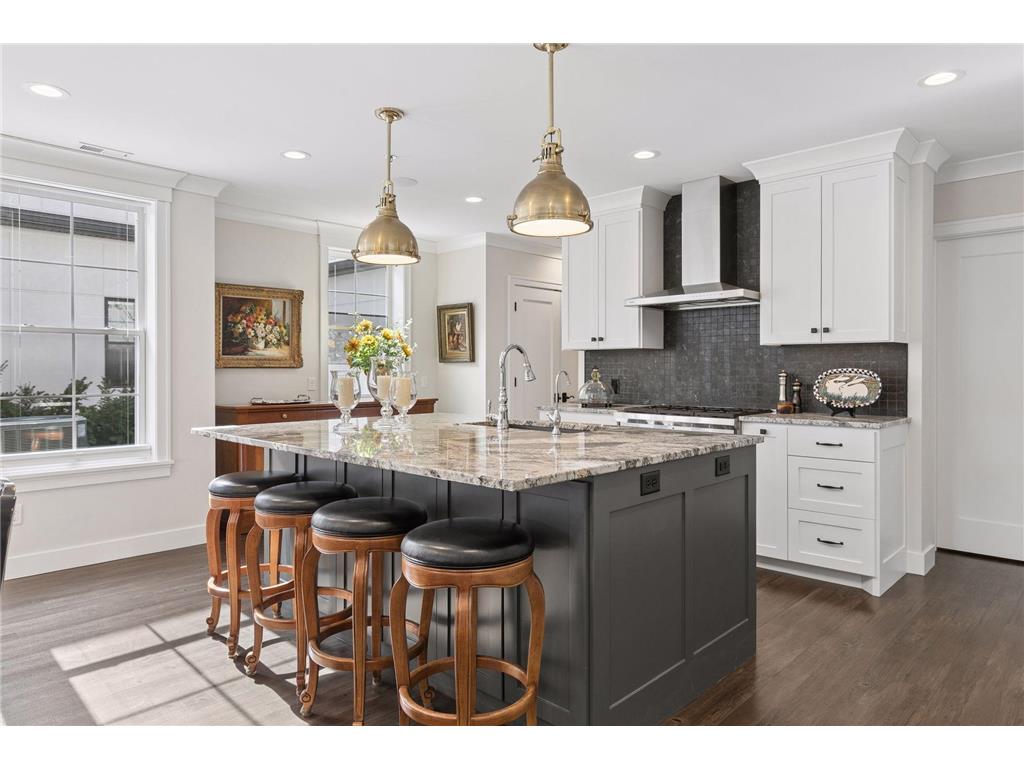 6112 Kellogg Avenue #100 Edina MN 55424 7014321 image2