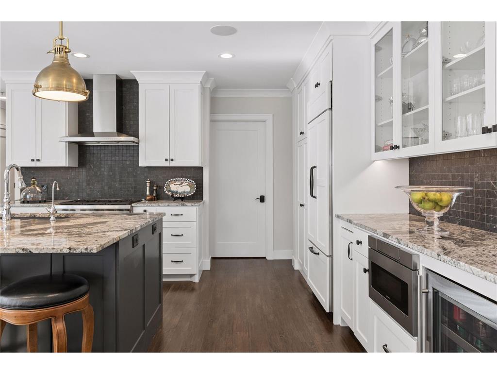 6112 Kellogg Avenue #100 Edina MN 55424 7014321 image6