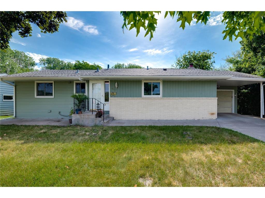 6112 Noble Avenue N Brooklyn Center MN 55429 6225161 image1