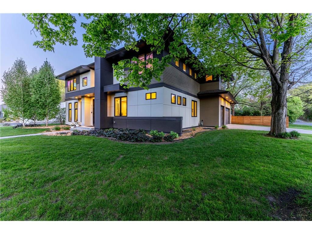 6113 Jeffrey Lane Edina MN 55436 7052470 image2
