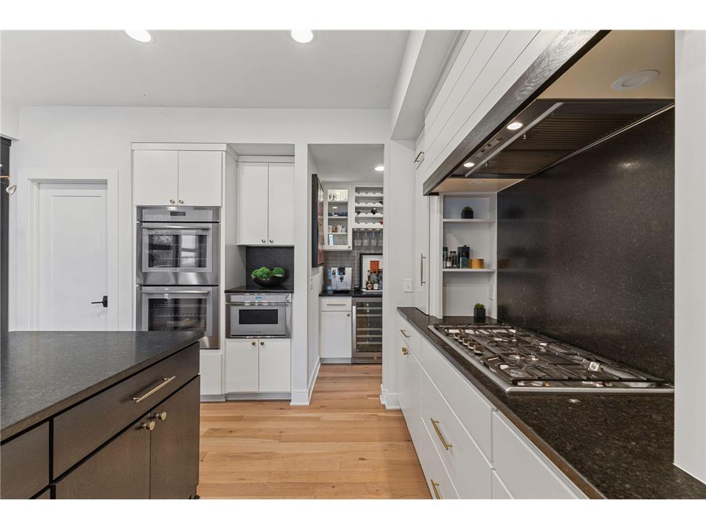 6113 Jeffrey Lane Edina MN 55436 7052470 image24