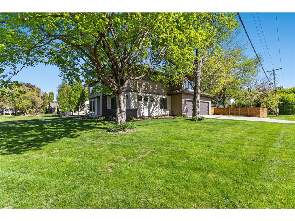 6113 Jeffrey Lane Edina MN 55436 7052470 image64