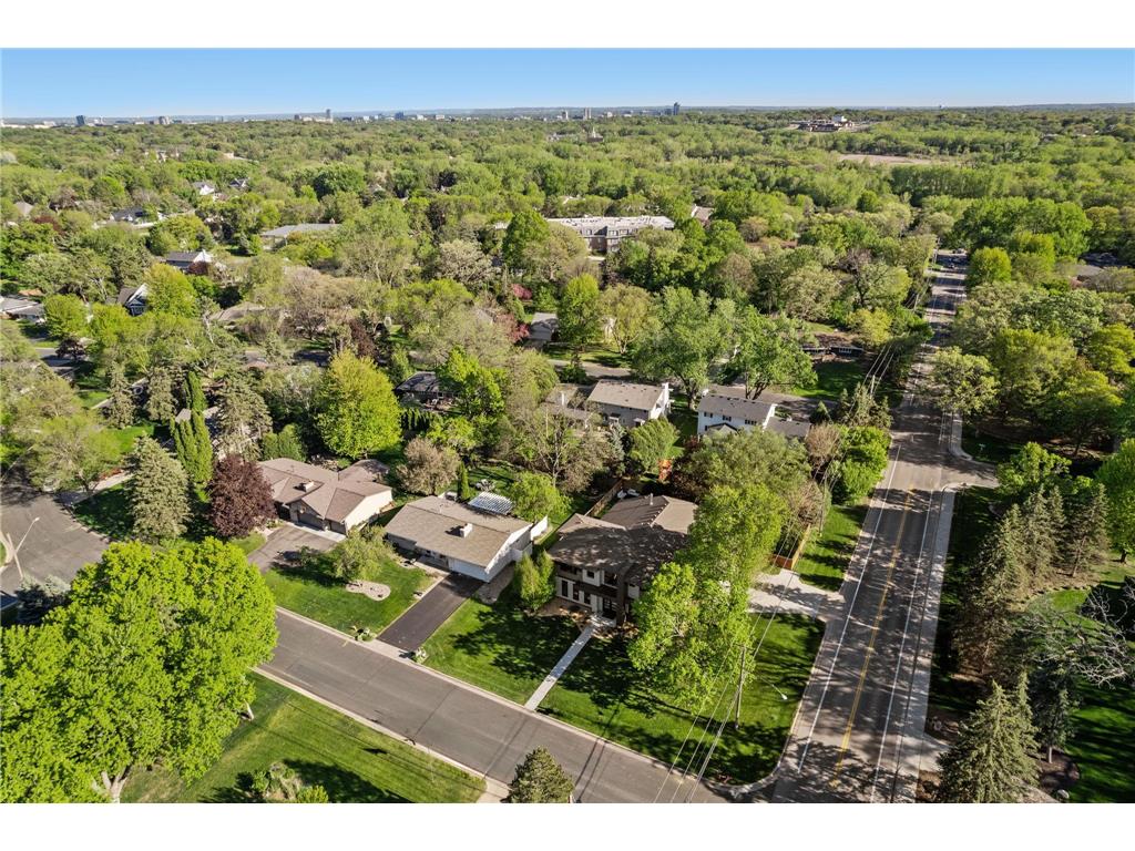 6113 Jeffrey Lane Edina MN 55436 7052470 image71