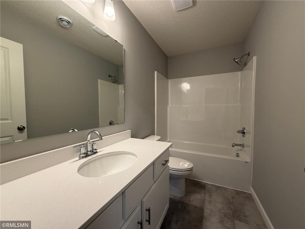 6113 Radford Avenue NE Otsego MN 55330 7038158 image12