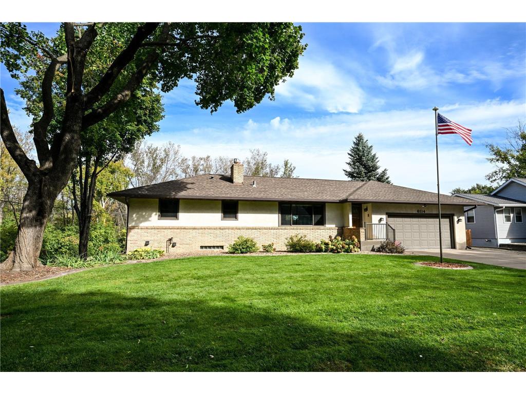 6114 49th Street N Oakdale MN 55128 6612666 image1