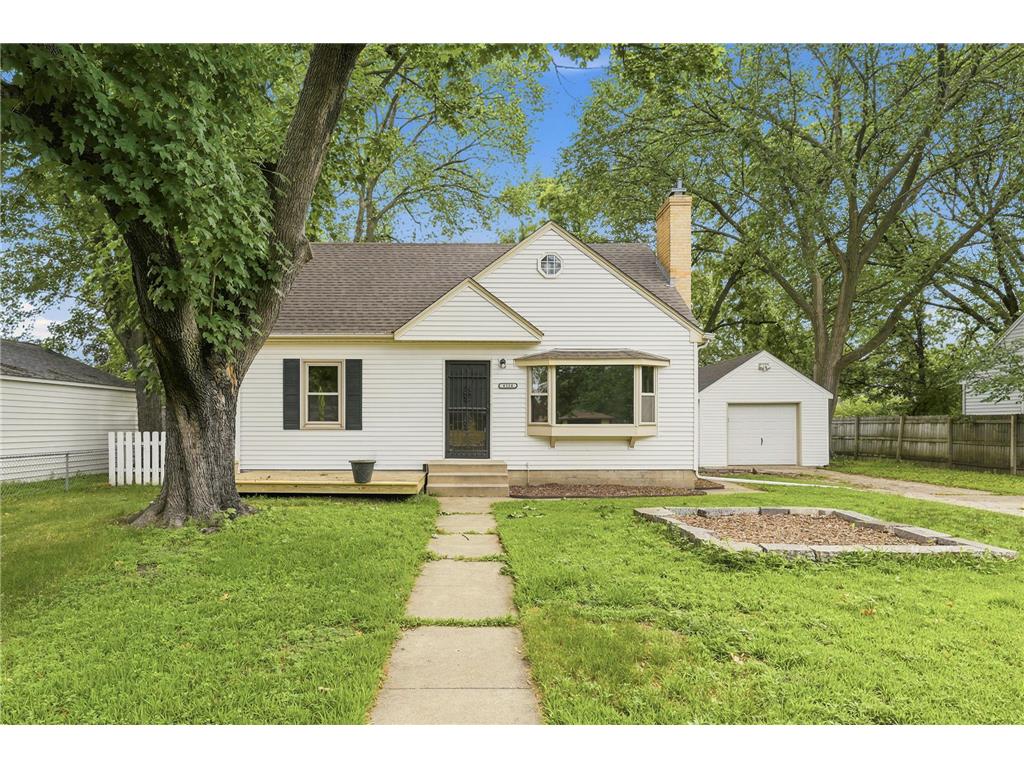 6114 Dupont Avenue N Brooklyn Center MN 55430 7091669 image1
