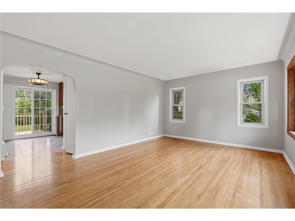 6114 Dupont Avenue N Brooklyn Center MN 55430 7091669 image11