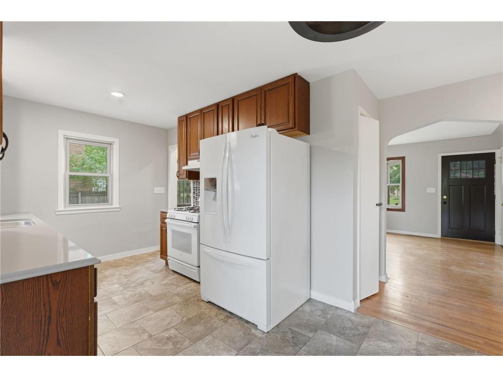 6114 Dupont Avenue N Brooklyn Center MN 55430 7091669 image12