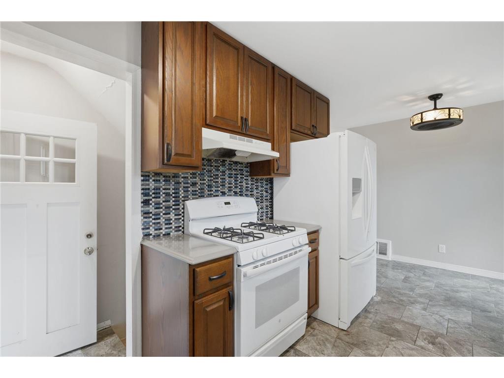 6114 Dupont Avenue N Brooklyn Center MN 55430 7091669 image13