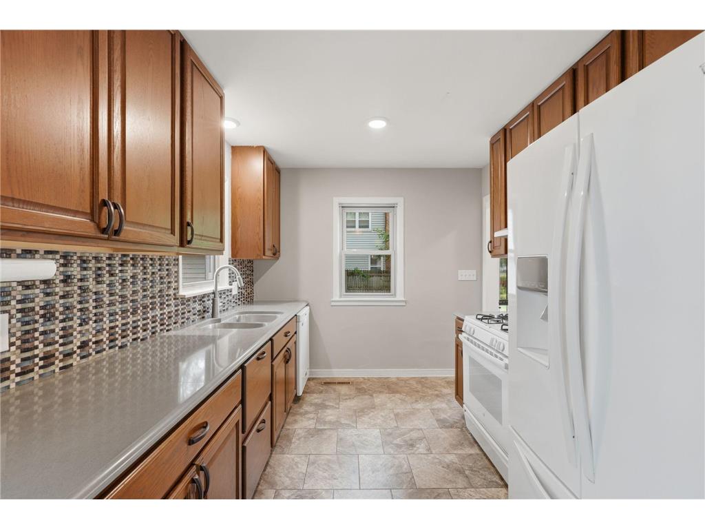 6114 Dupont Avenue N Brooklyn Center MN 55430 7091669 image14