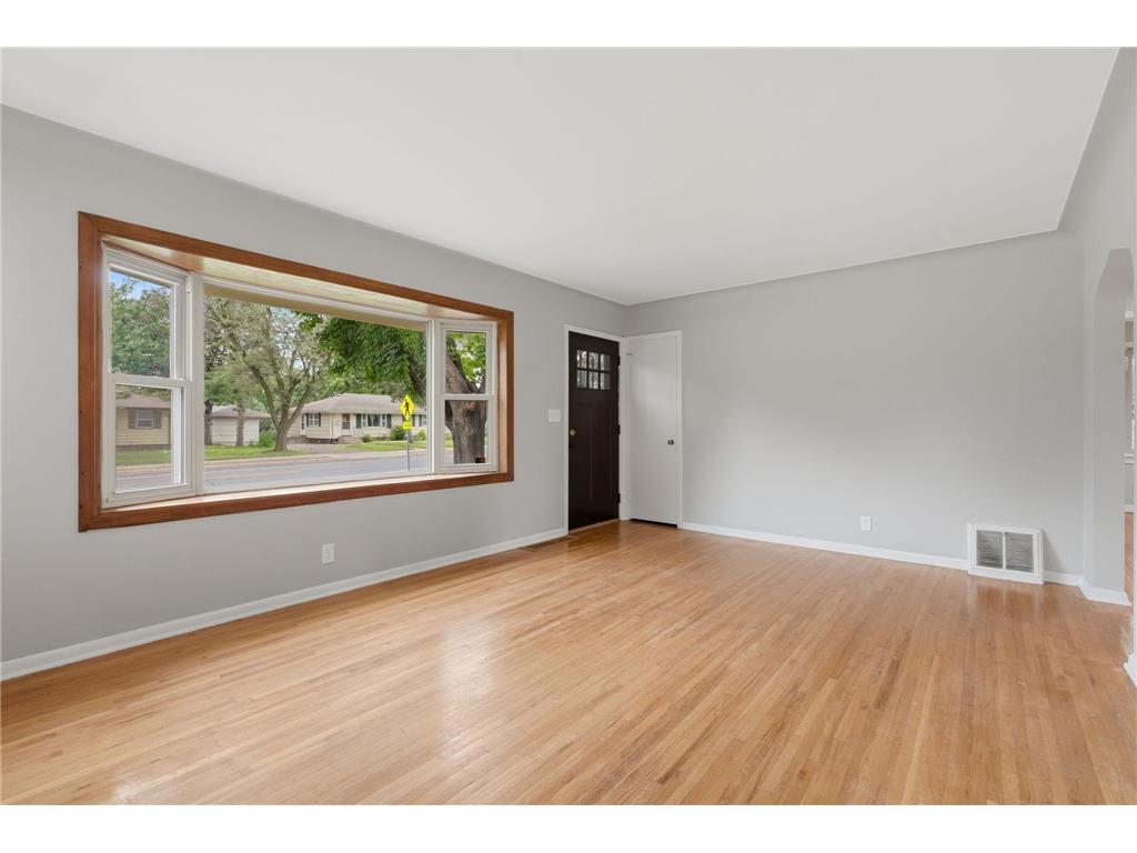 6114 Dupont Avenue N Brooklyn Center MN 55430 7091669 image8