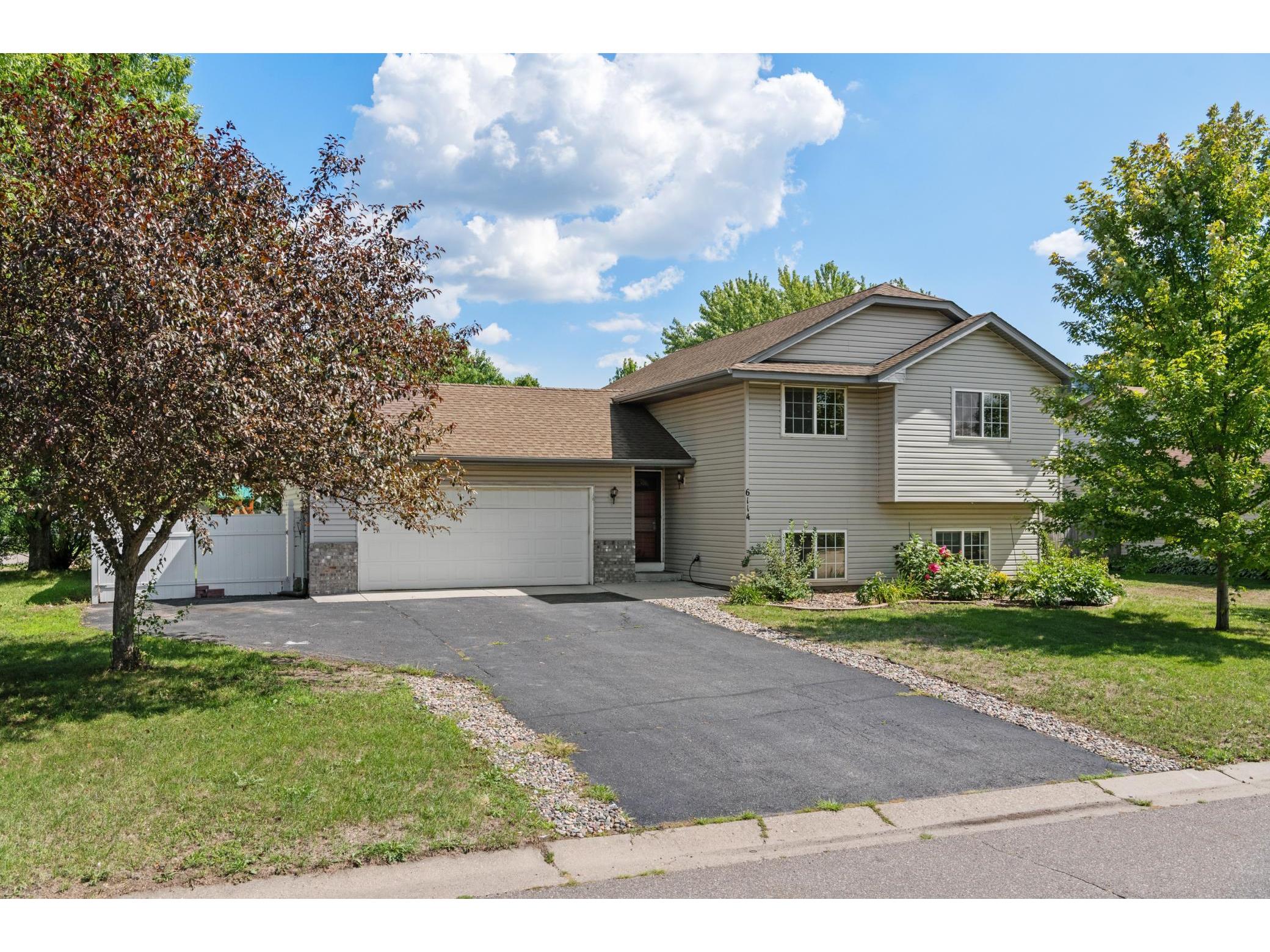 6114 Kahler Drive NE, Albertville, MN 55301 MLS 6013367 Edina Realty