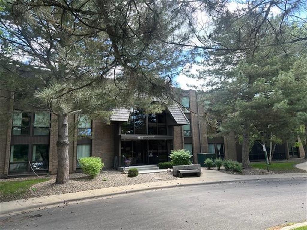 6115 Lincoln Drive #144 Edina MN 55436 6509143 image1