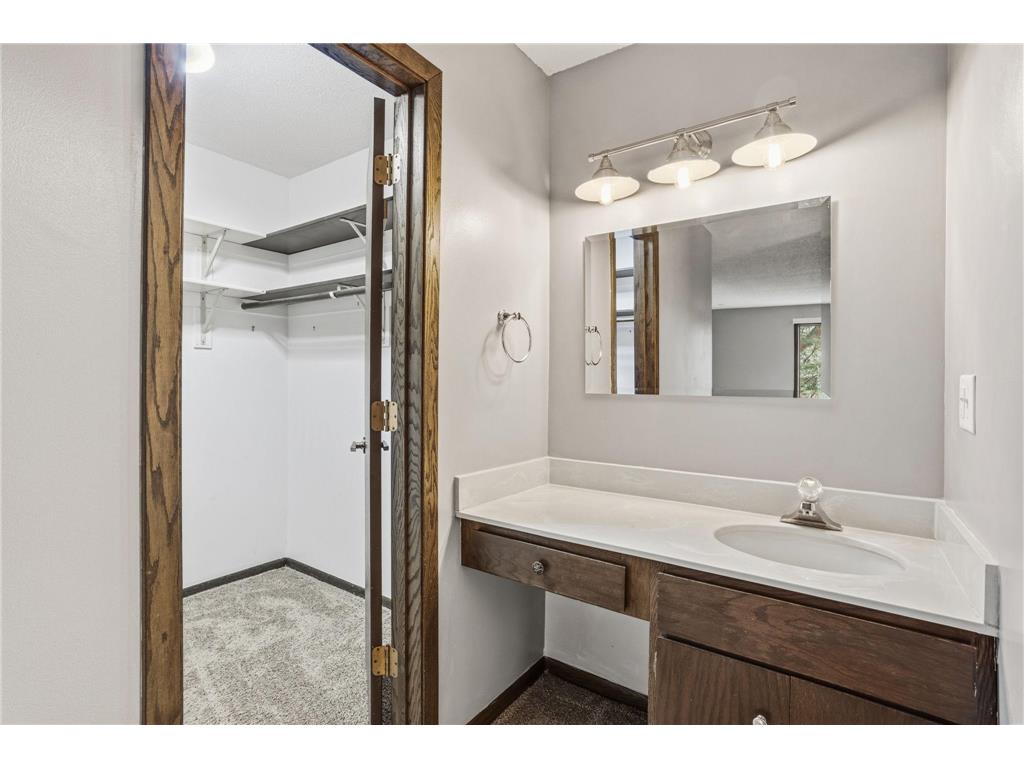 6115 Lincoln Drive #152 Edina MN 55436 7043044 image15