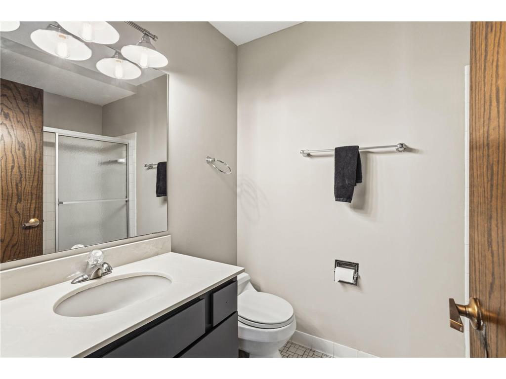 6115 Lincoln Drive #152 Edina MN 55436 7043044 image21