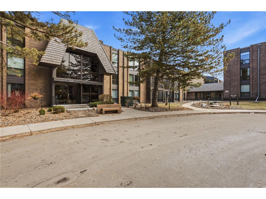 6115 Lincoln Drive #152 Edina MN 55436 7043044 image28