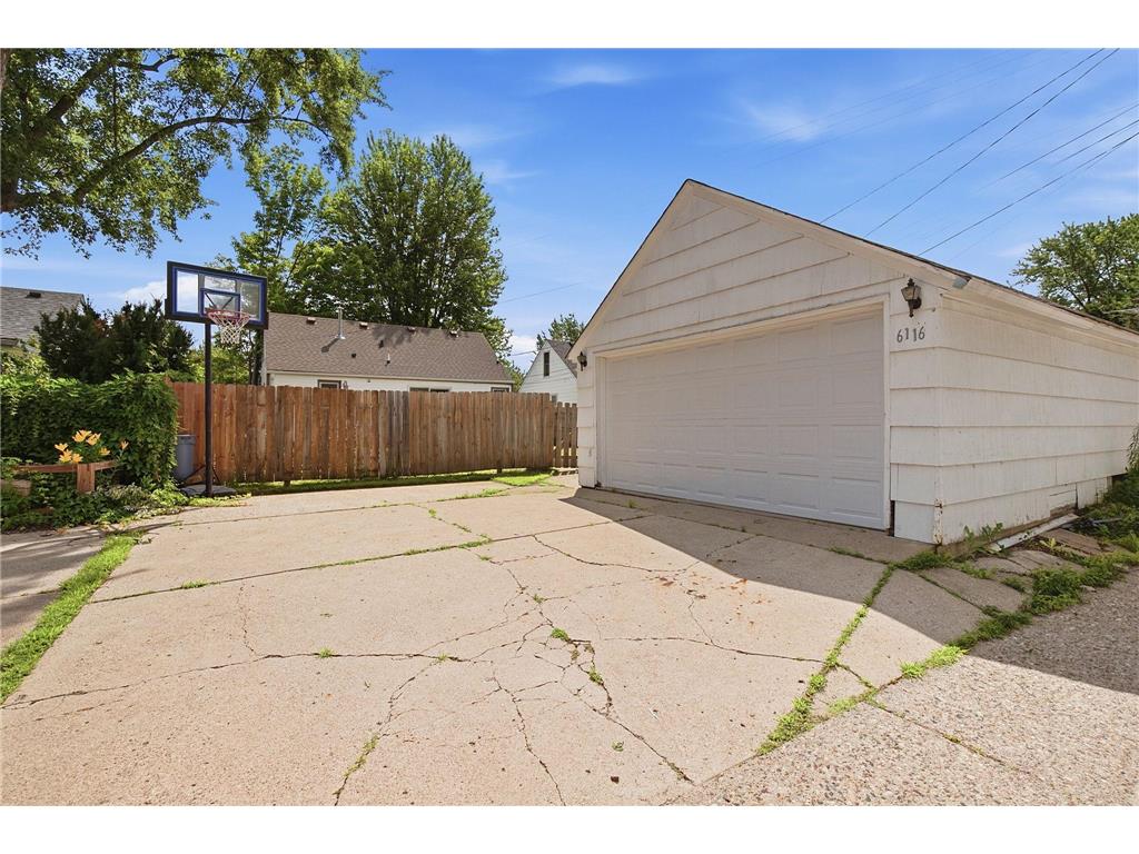 6116 Upton Avenue S Minneapolis MN 55410 7103937 image38