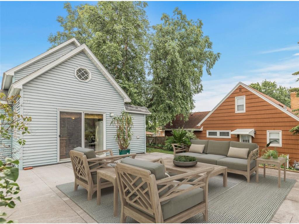 6117 Queen Avenue S Minneapolis MN 55410 6568615 image1