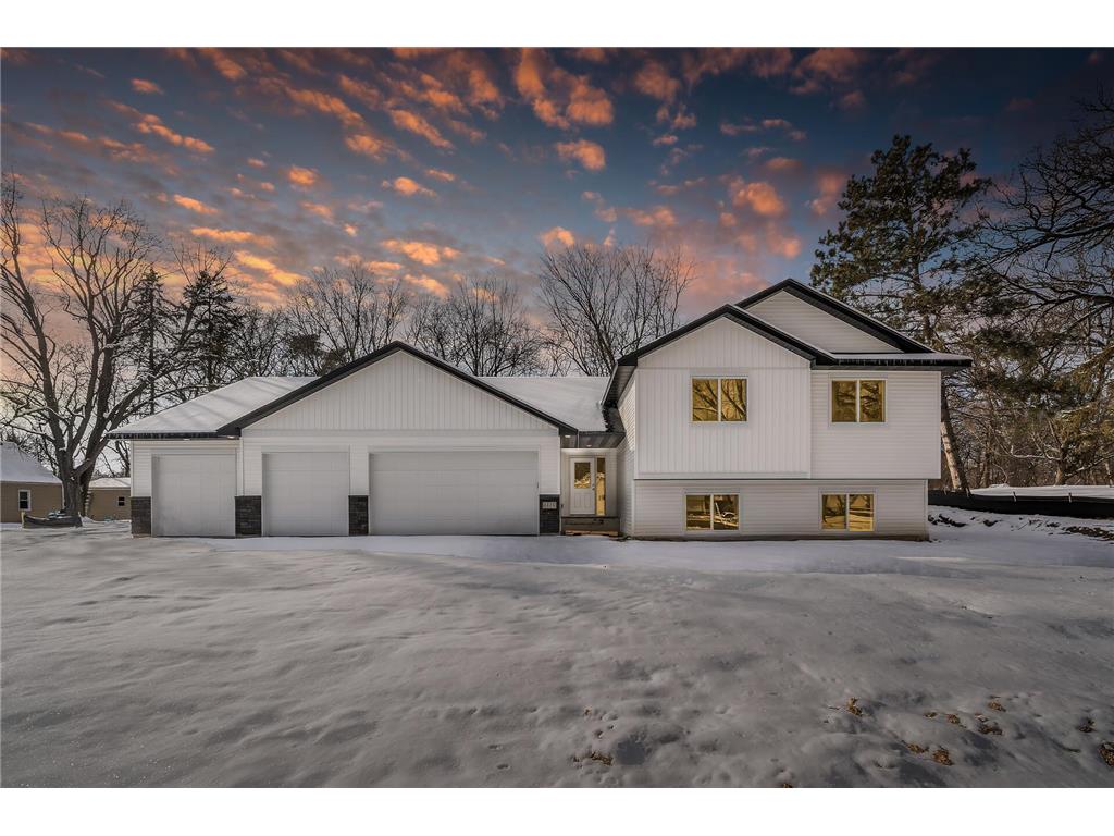 6118 34th Avenue N Crystal MN 55422 6660083 image1