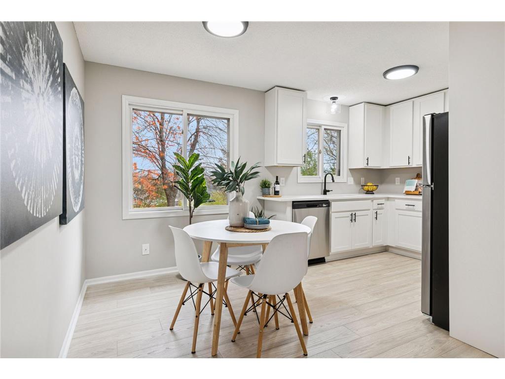 612 11th Avenue E Shakopee MN 55379 6821044 image1