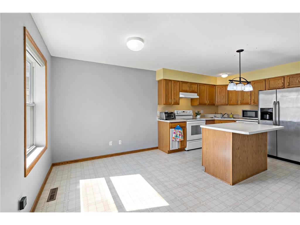 612 1st Avenue NW Osseo MN 55369 7092528 image8