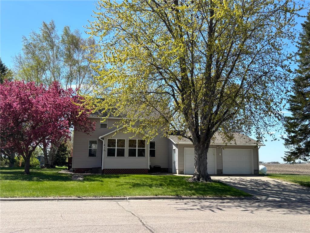 612 2nd Street Lucan MN 56255 7075589 image1