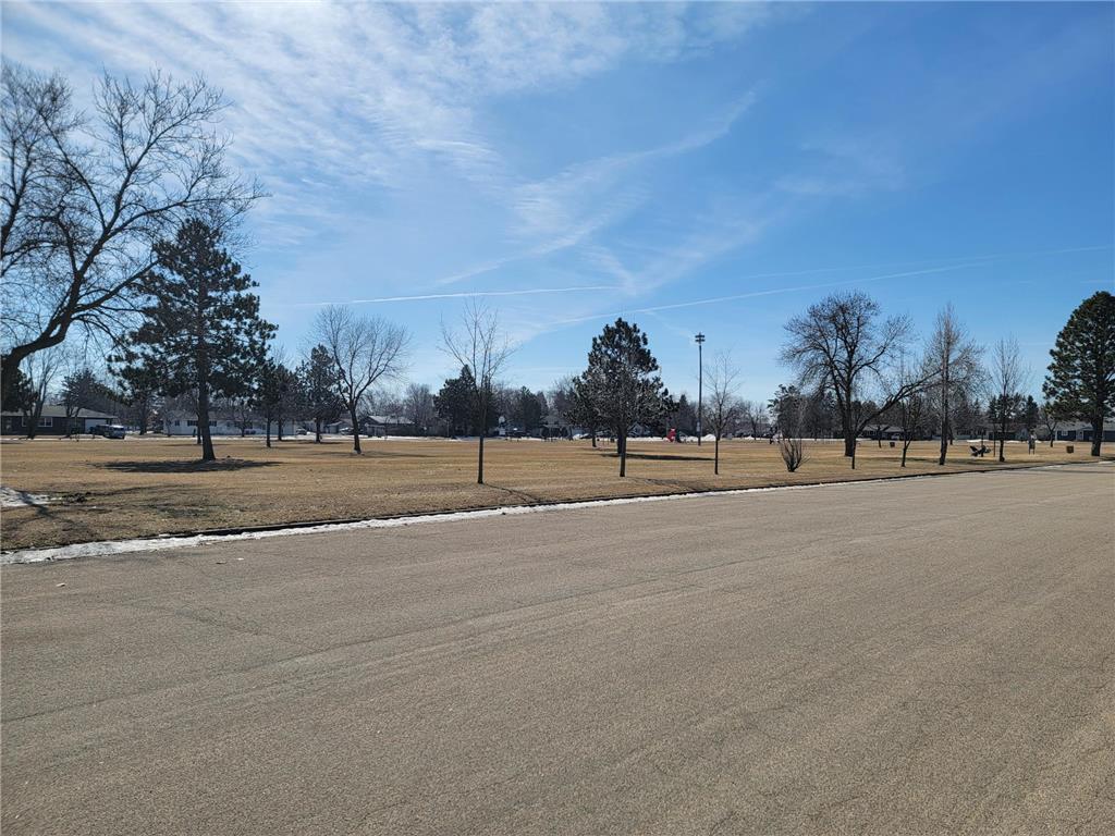 612 5th Avenue SW Perham MN 56573 7040275 image3