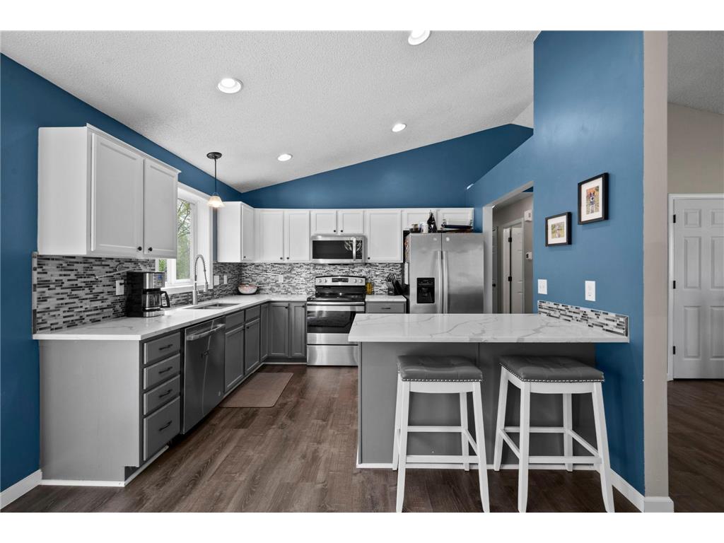 612 6th Street N Montrose MN 55363 7061373 image16