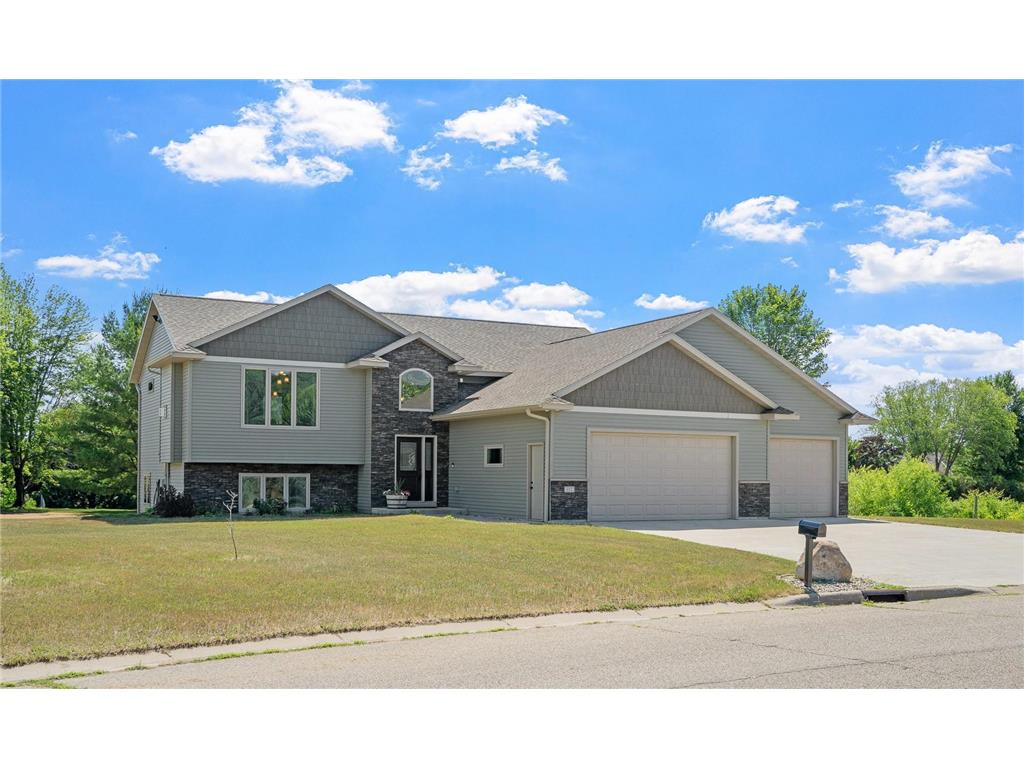 612 Beverly Circle Henderson MN 56044 6397020 image1