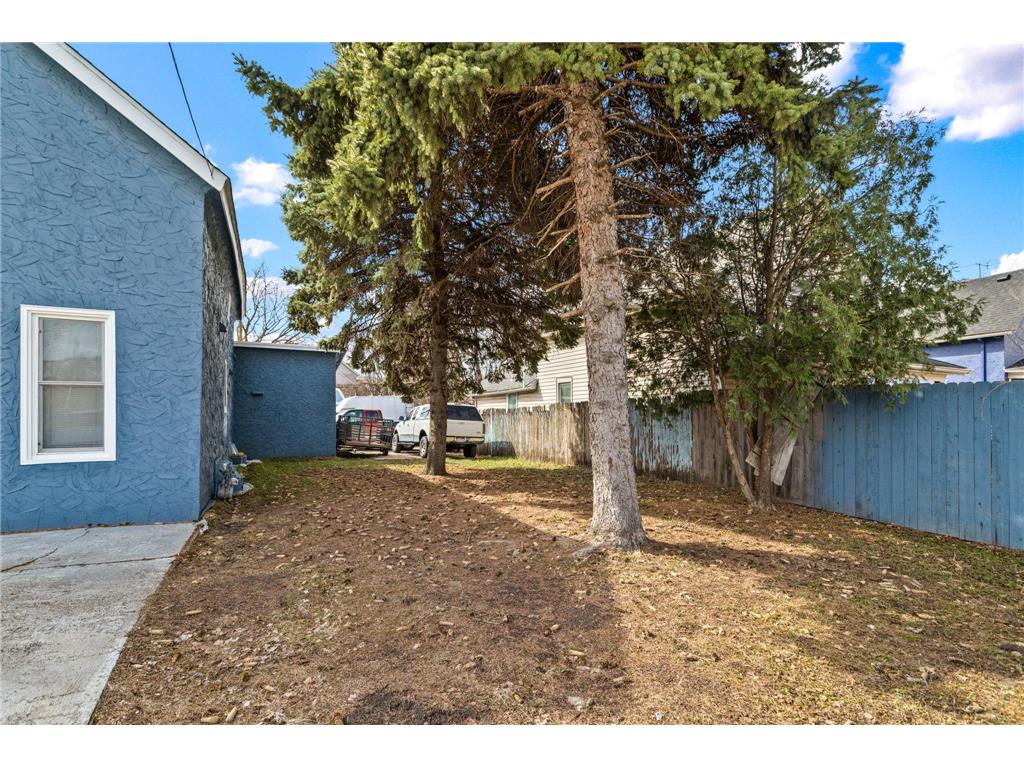 612 Bush Avenue Saint Paul MN 55130 7048906 image4