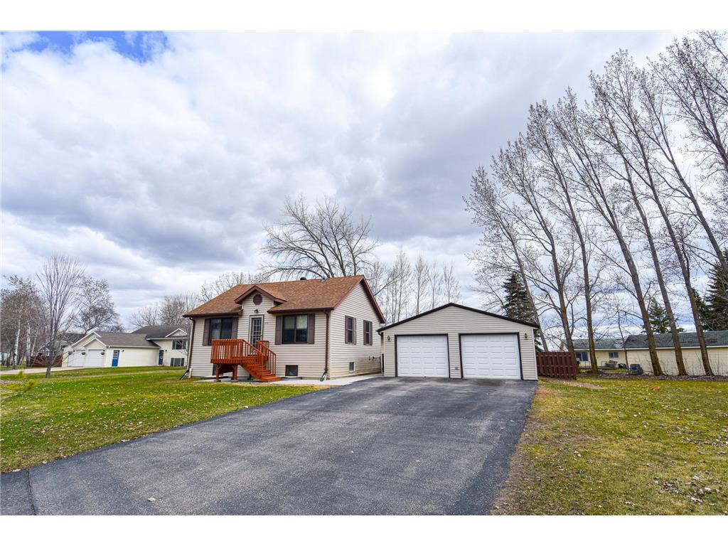 612 Cherry Road Thief River Falls MN 56701 7063960 image1