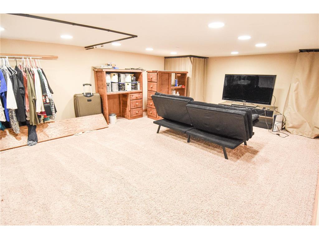 612 Cherry Road Thief River Falls MN 56701 7063960 image24