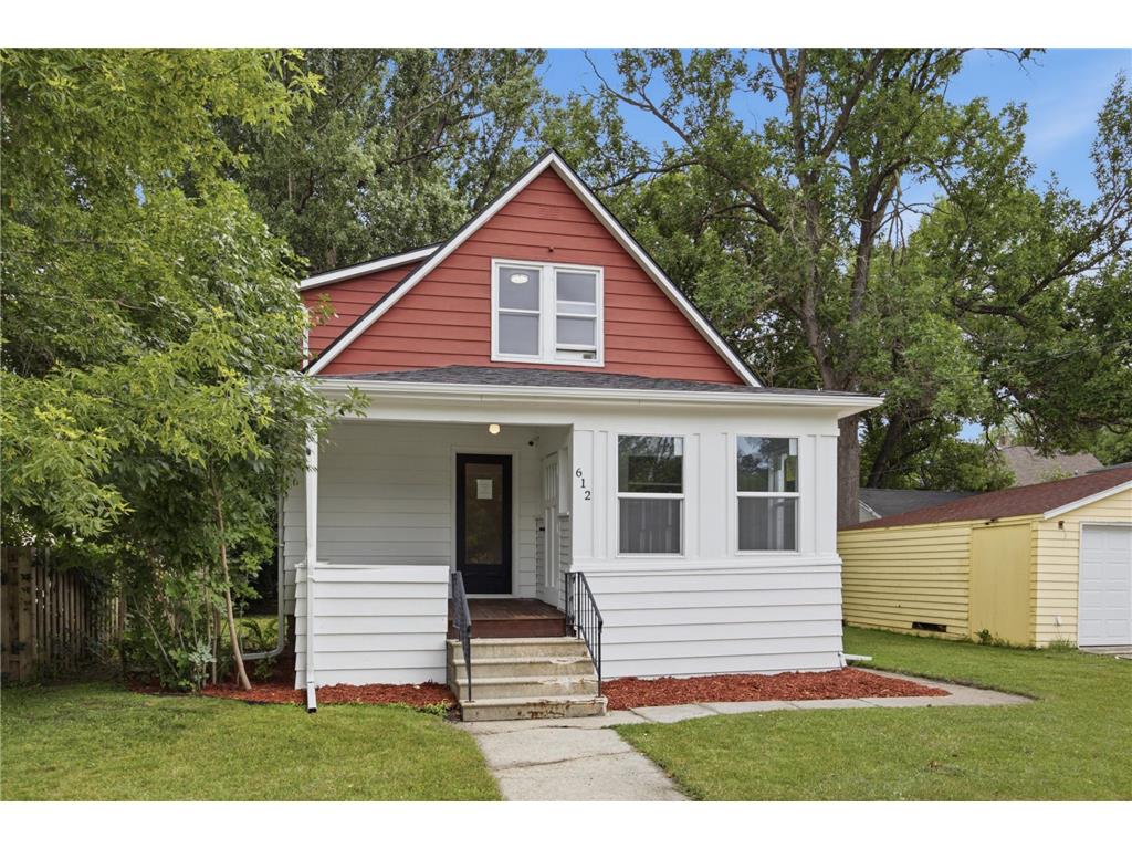 612 Elm Street S Moorhead MN 56560 7105304 image1