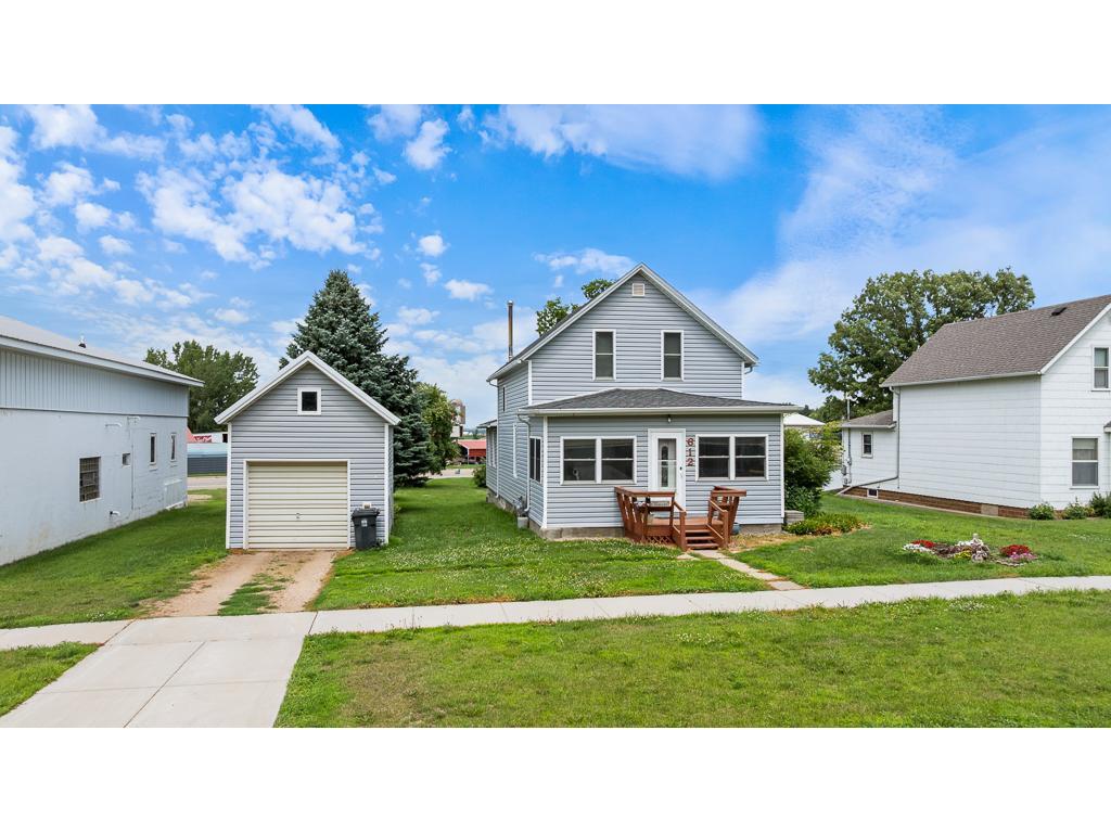 612 Emory Street Tracy MN 56175 6756557 image1