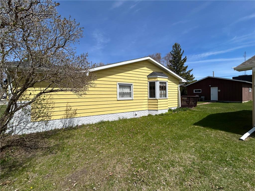 612 Front Avenue Park Rapids MN 56470 7076116 image10