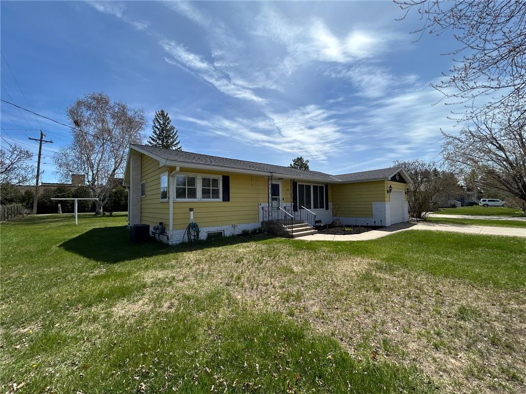 612 Front Avenue Park Rapids MN 56470 7076116 image2