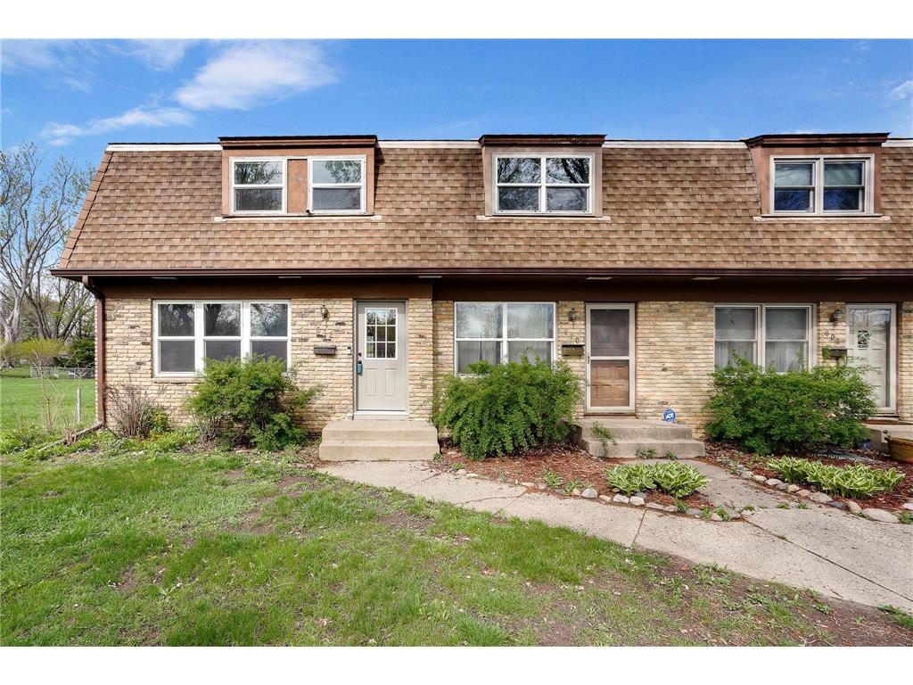 612 Jackson Street S Shakopee MN 55379 6527037 image1