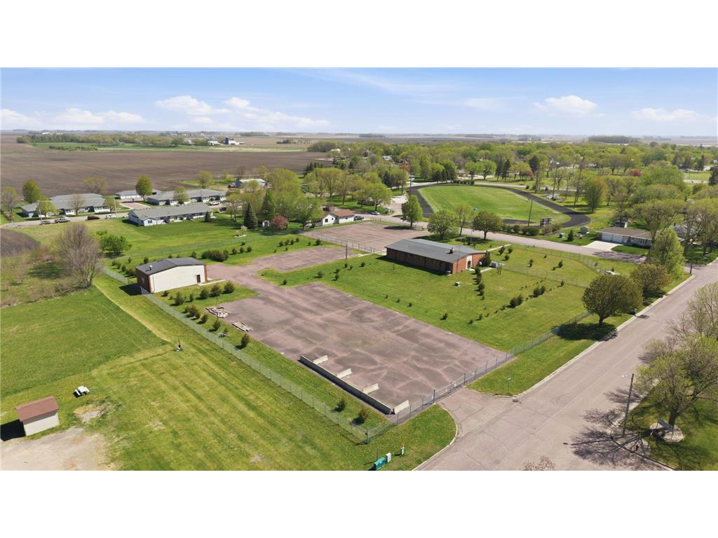 612 N Brown Street Winthrop MN 55396 7077575 image28